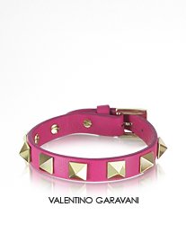歐洲代買粉紅精品包包配件La vie en roseRockstud Leather Bracelet Valentino Garavani